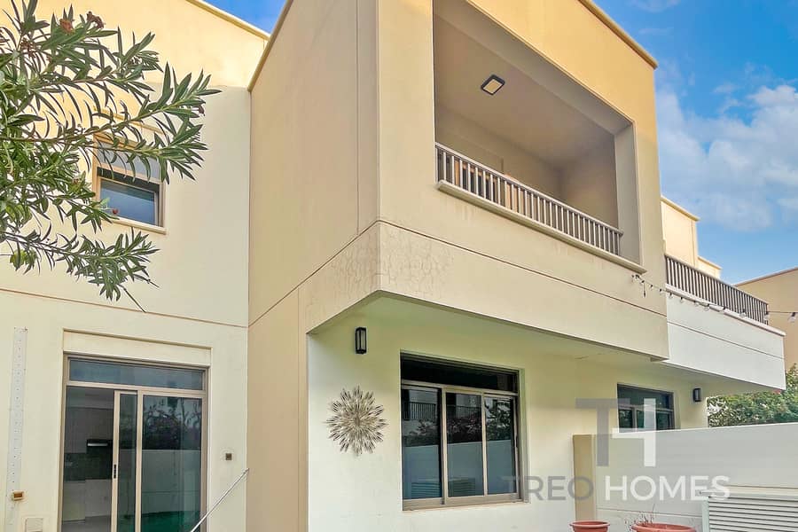 Vacant July | 4 Bed + Maids | Viewable Vacant July | 4 Bed + Maids | Viewable