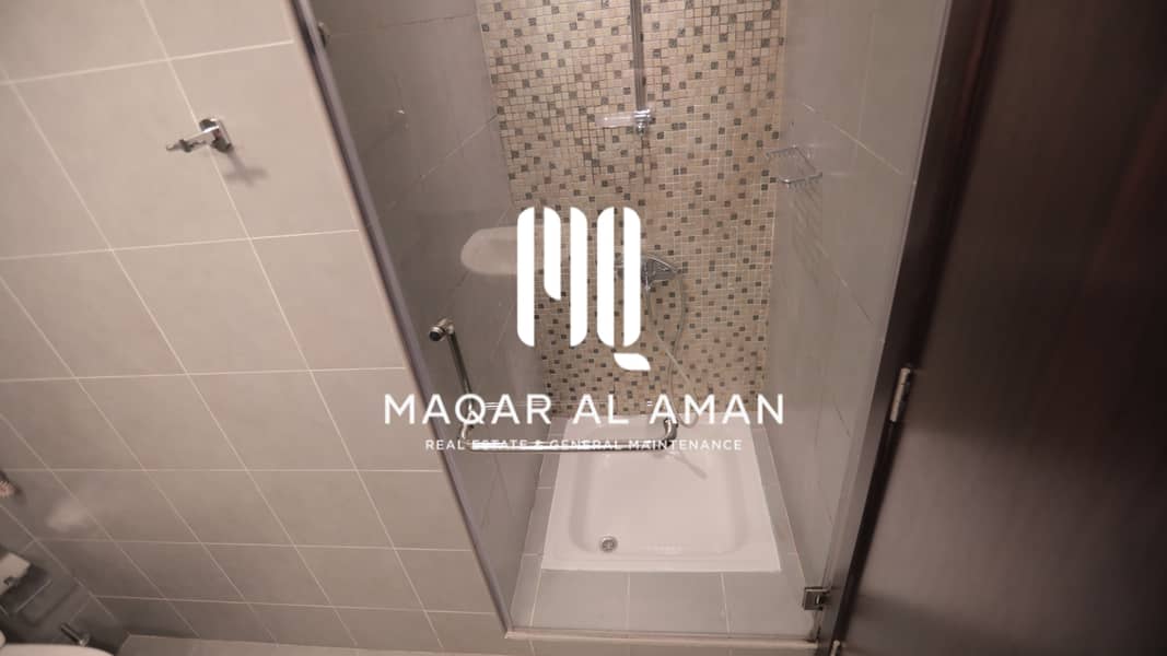 6 Shower Space