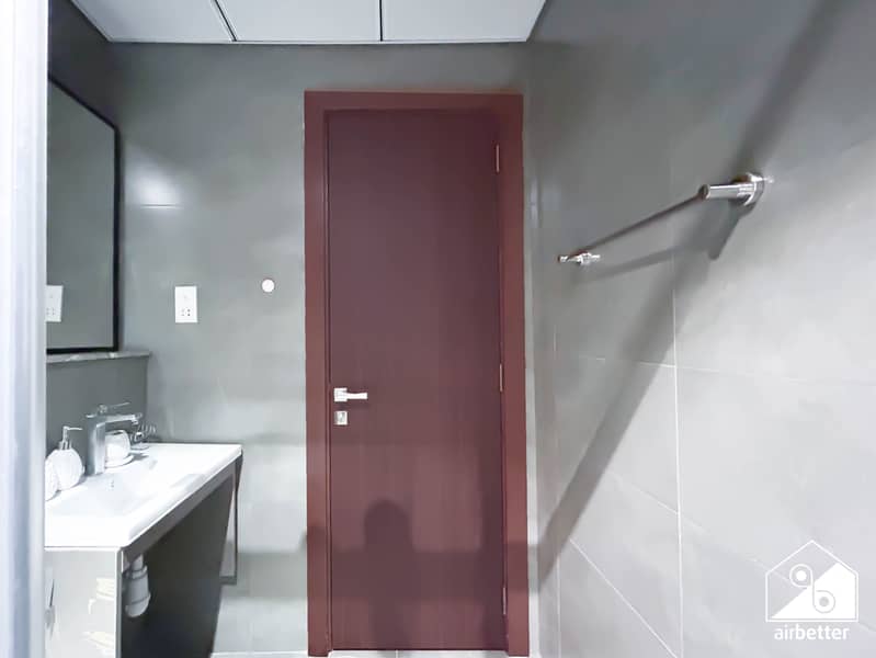 21 Residential Tower  - 808 -Master Room - 9. jpg