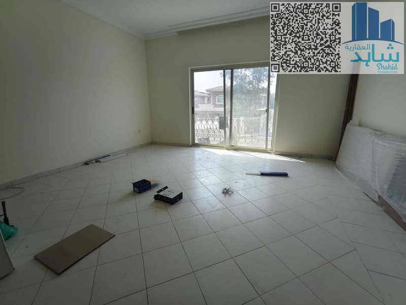 4 dd131042-cf11-4077-ae83-fd6c88fd7a9c. jpg