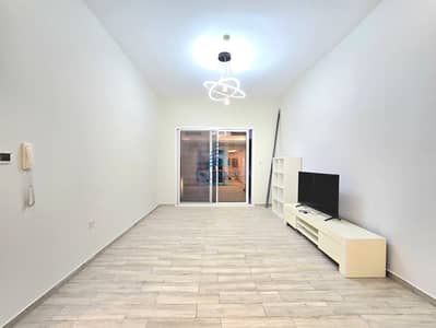 Kitchen Appliances | Prime Location  | Vacant