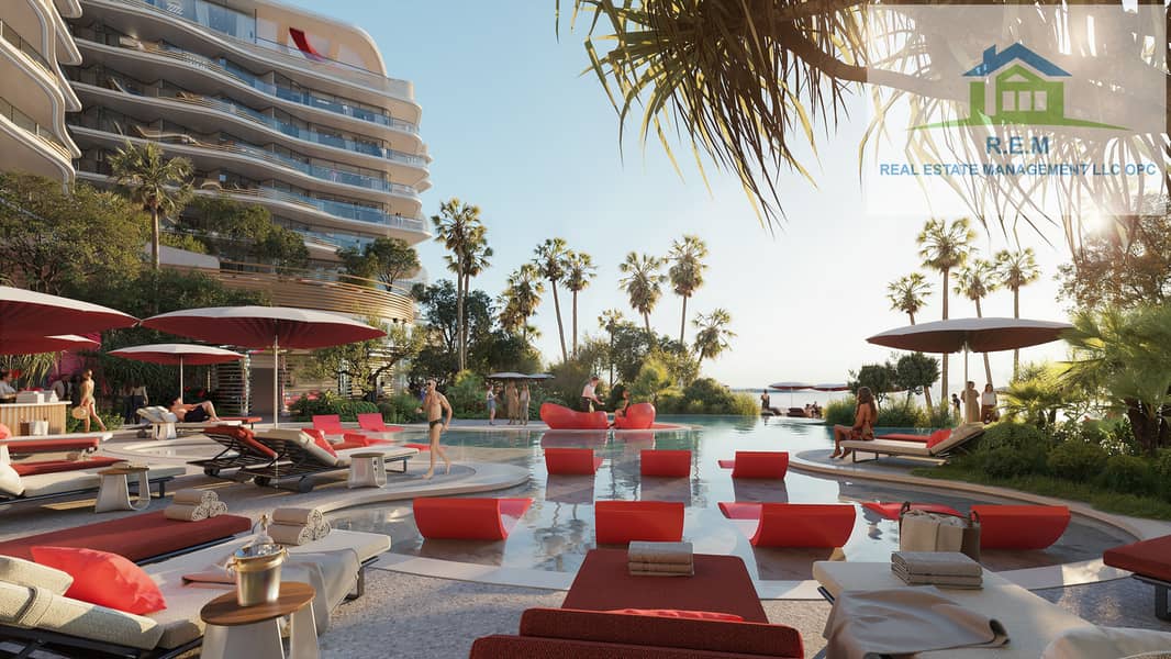 17 VIP Area_Pool. jpg