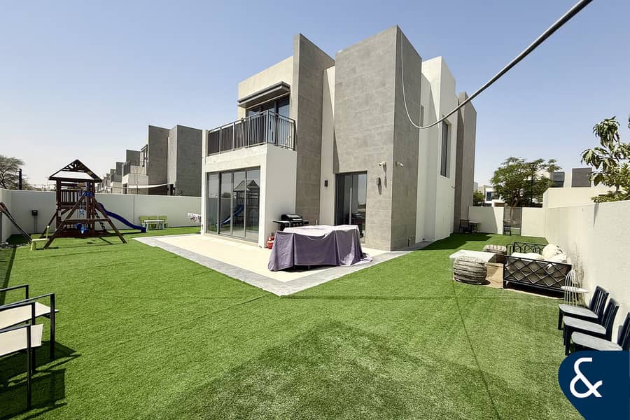 Must See | Golf Course View | Spacious Must See | Golf Course View | Spacious