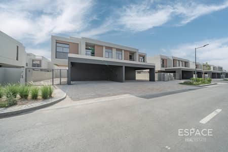 4 Bedroom Villa for Sale in Dubai South, Dubai - Single Row | Brand New | Premium Villa