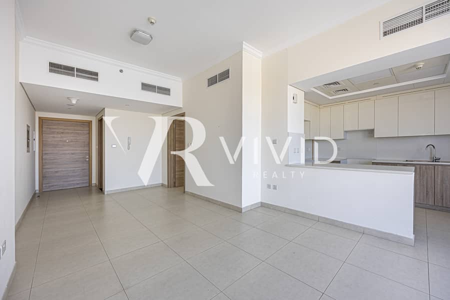 Good ROI | Spacious 1 bed | Corner Unit | Tenanted Good ROI | Spacious 1 bed | Corner Unit | Tenanted