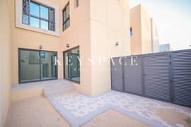 تاون هاوس في مدينة الشارقة المستدامة،الشغرافة 1،الرحمانية 3 غرف 2500000 درهم - 11755973