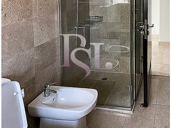 6 occean-terrace-marina-square-al-reem-island-abu-dhabi-bathroom (1). JPG