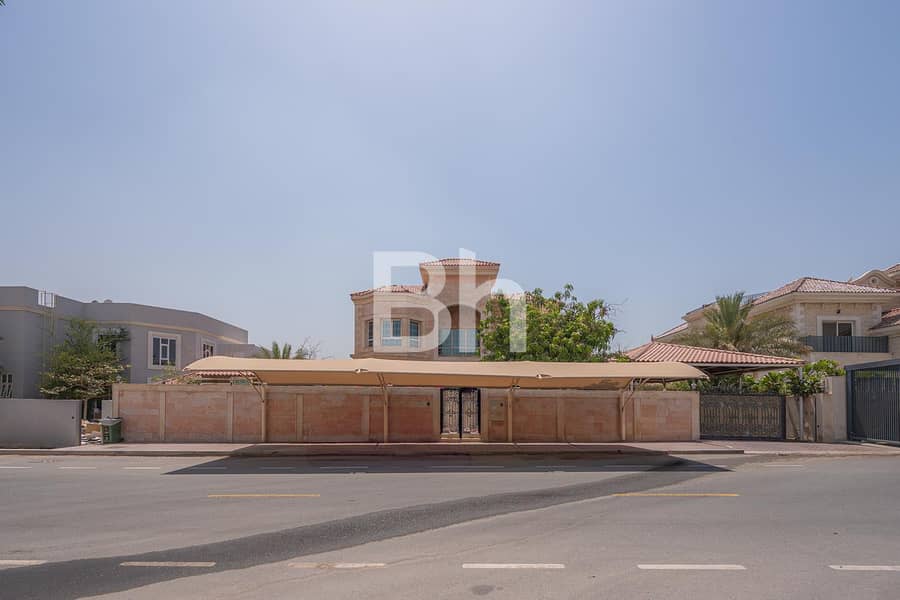 Prime Location | Expansive Garden | Large Plot Prime Location | Expansive Garden | Large Plot