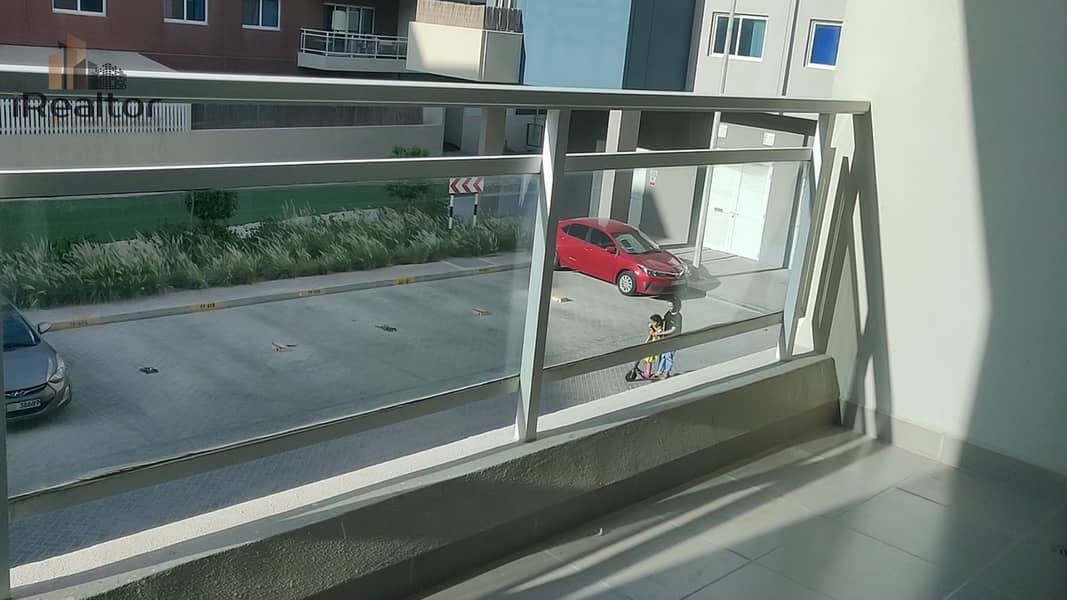4 balcony1. png