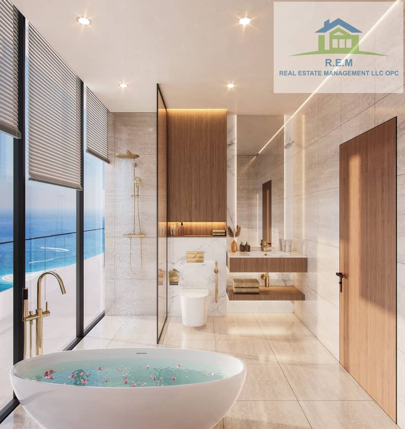 30 Penthouse-bathroom. jpg
