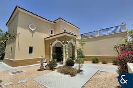 4 Bed Small | Best Price | No Cables | VOT