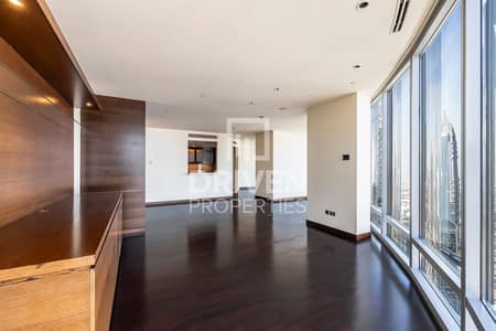 2 Bedroom Flat for Sale in Downtown Dubai, Dubai - Large layout | Skyline View | Motivated Seller