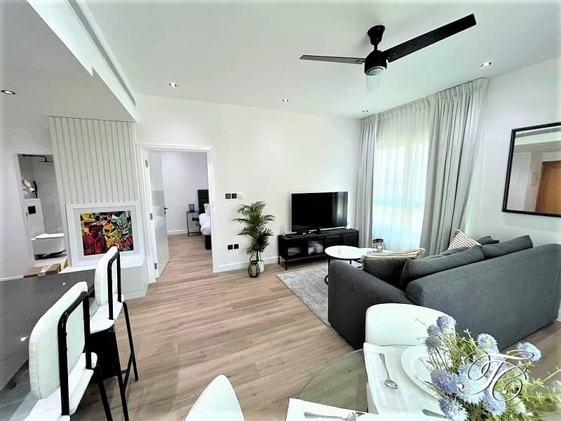Upgraded | Fully furnished | Corner unit Upgraded | Fully furnished | Corner unit