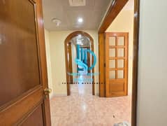 شقة في منطقة النادي السياحي 2 غرف 72000 درهم - 11580504