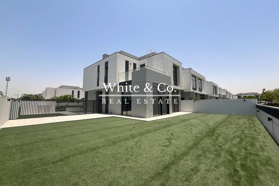 Type A | Park Facing | Corner TH Unit Type A | Park Facing | Corner TH Unit