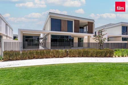 5 Bedroom Villa for Rent in Tilal Al Ghaf, Dubai - Landscaped | 5 Large | Park View