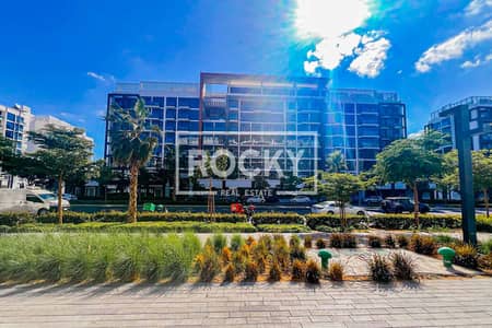 Shop for Sale in Meydan City, Dubai - Main Road View | Prime Location| Ideal Investment