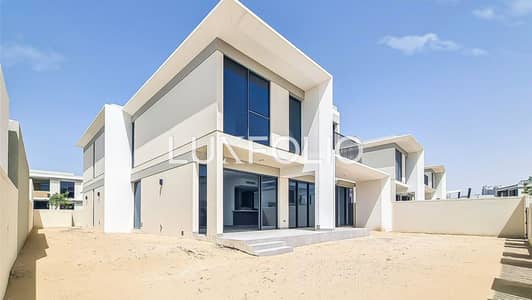 5 Bedroom Villa for Sale in Tilal Al Ghaf, Dubai - Internal Location | Ready Now | Bigger Plot
