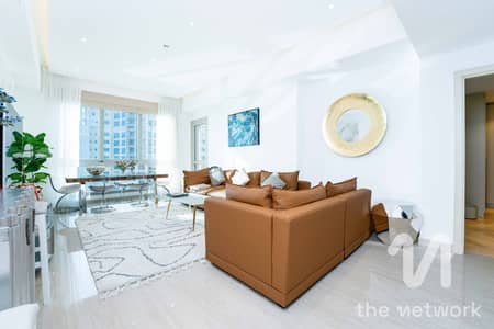 2 Bedroom Flat for Rent in Palm Jumeirah, Dubai - Stunning Sea Views | Fully Renovated | Vacant Soon