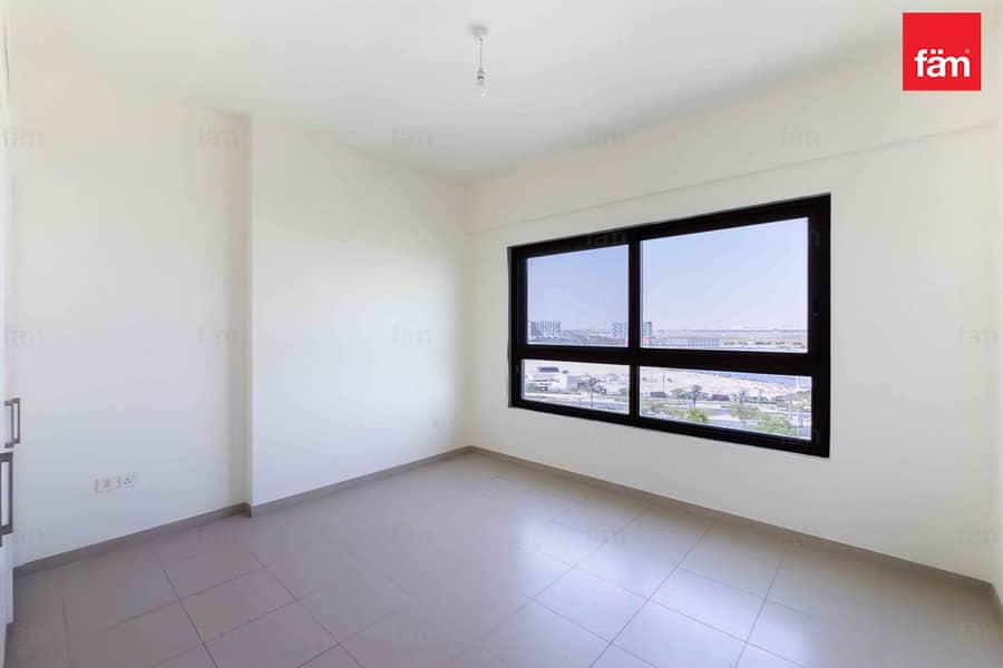 位于迪拜南部街区,艾玛尔南区,高尔夫景观高层豪华住宅,Golf Views Block A 1 卧室的公寓 55000 AED - 11761537 位于迪拜南部街区,艾玛尔南区,高尔夫景观高层豪华住宅,Golf Views Block A 1 卧室的公寓 55000 AED - 11761537