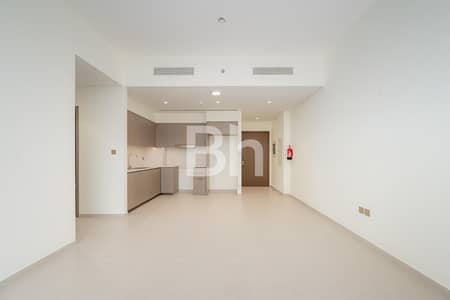 2 Bedroom Flat for Rent in Downtown Dubai, Dubai - Vacant Now | High Floor | With Balcony and Parking