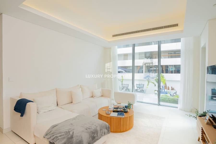 Vacant | Plus Study | Fully Furnished | Upgraded Vacant | Plus Study | Fully Furnished | Upgraded