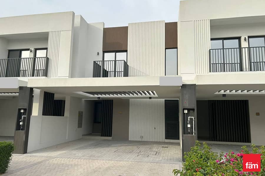 Unfurnished | Back to Back | Gated Community Unfurnished | Back to Back | Gated Community