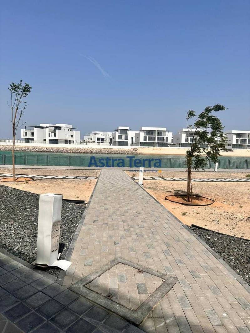 位于夏尔迦滨水城 的商铺 50000 AED - 11445661 位于夏尔迦滨水城 的商铺 50000 AED - 11445661