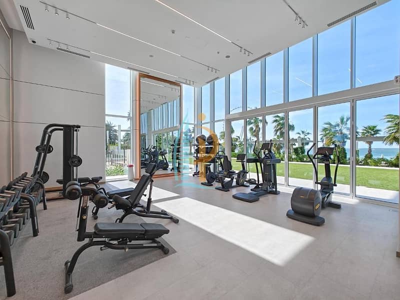16 gym2. jpg