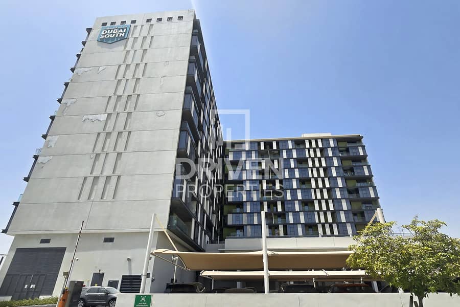 Ultra Spacious Apt With Maids Room and Balcony Ultra Spacious Apt With Maids Room and Balcony