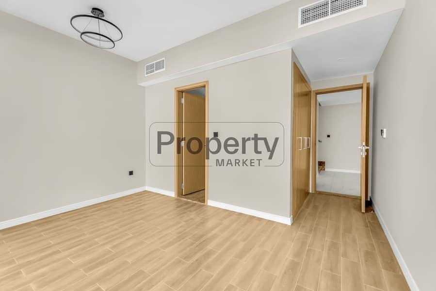 11 7ST05161. jpg
