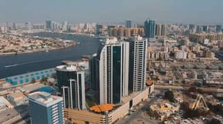 بمقدم 170 الف درهم هتستلم شقة غرفتين وصالة جاهزة للسكن او الاستثمار في موقع مميز جدا في قلب عجمان
