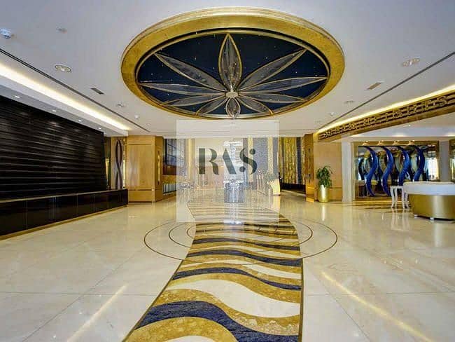 10 Lobby-1. jpg