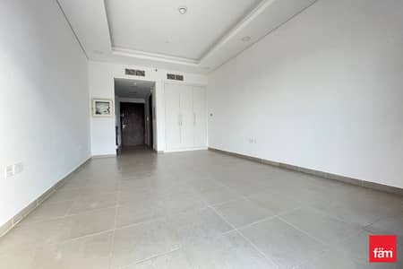 Studio for Rent in Dubai Studio City, Dubai - Great Location | Large Layout | Flexible Payment