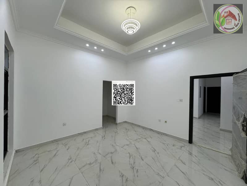 8 34ab16fa-a428-4daa-93ca-8eb2f9130025. jpg