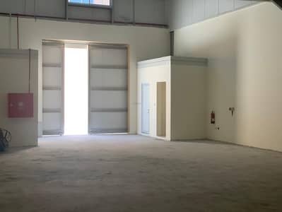 Warehouse for Rent in Mussafah, Abu Dhabi - 55aa5263-2a79-4342-be4f-7ff402a20ed7. jpg