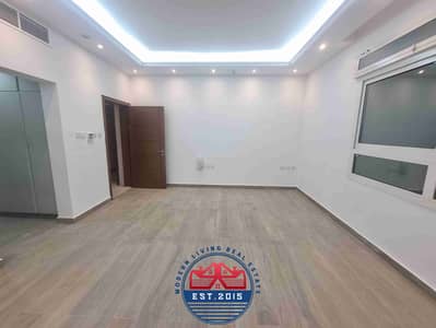 7 Bedroom Villa for Rent in Al Shamkha, Abu Dhabi - 20250328_210320. jpg