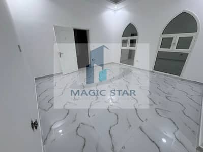 Студия в аренду в Мадинат Аль Рияд, Абу-Даби - IMG-20250526-WA0189. jpg