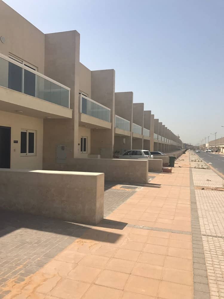 3 Bed room with maid room for rent in Warsan Village, International City, Dubai