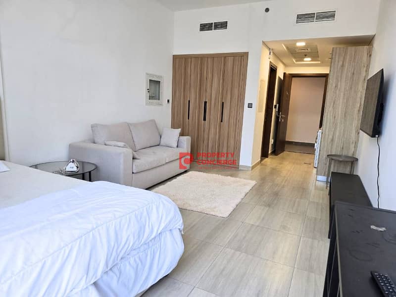 Fully Furnished | Best Price | Pool View | Vacant Fully Furnished | Best Price | Pool View | Vacant