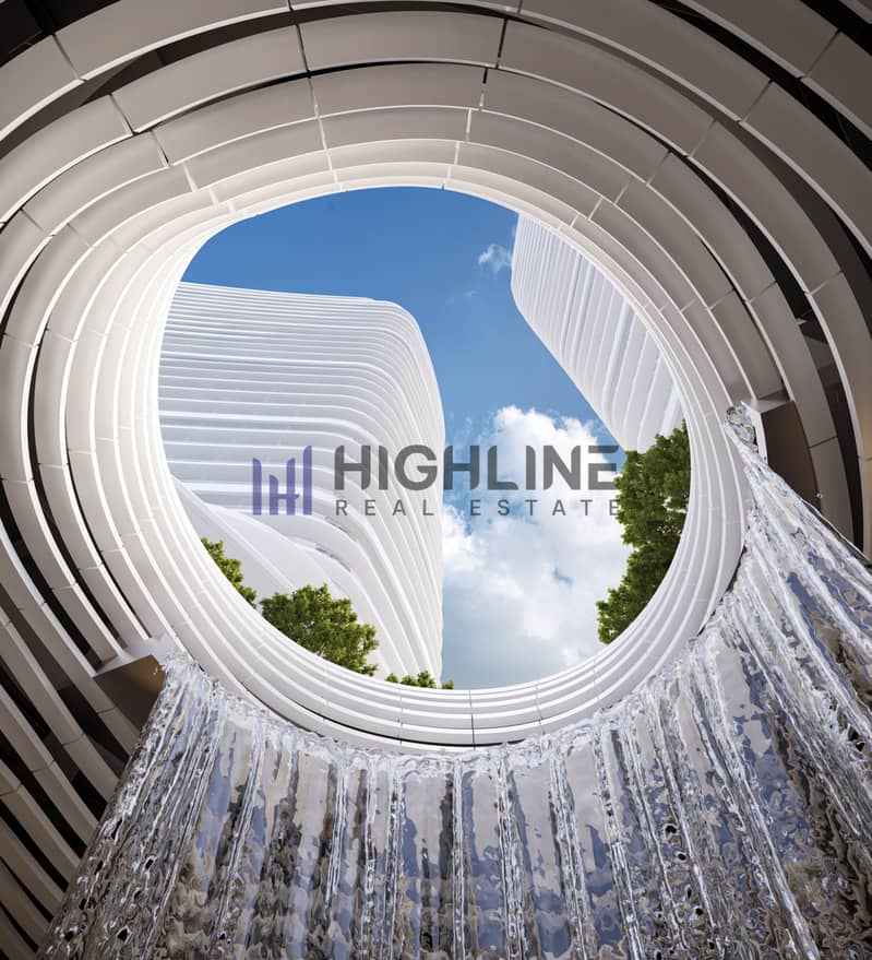 20 Saas Hills_Arrival_podium_4k_4. jpg
