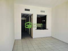 Med Cluster| Near Metro| Double Wardrobe