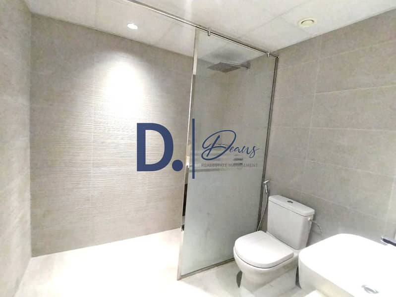 13 ccf63035-1ada-4402-9954-db54949e1ebd. jpg