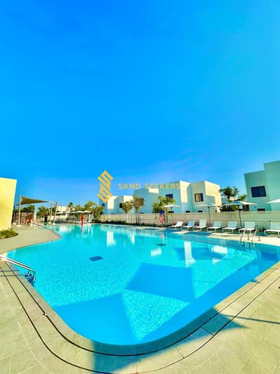 3 Bedroom Townhouse for Sale in Yas Island, Abu Dhabi - 7e44b379-9e3b-4c28-b986-00bd92fafc49. jpeg