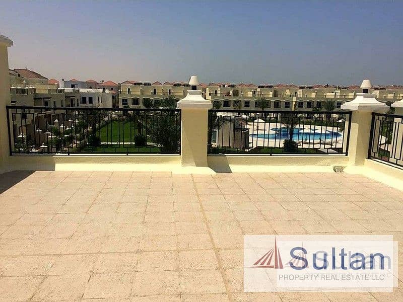 11 3BR Bayti Villa with Direct Pool Access in Hamra Village