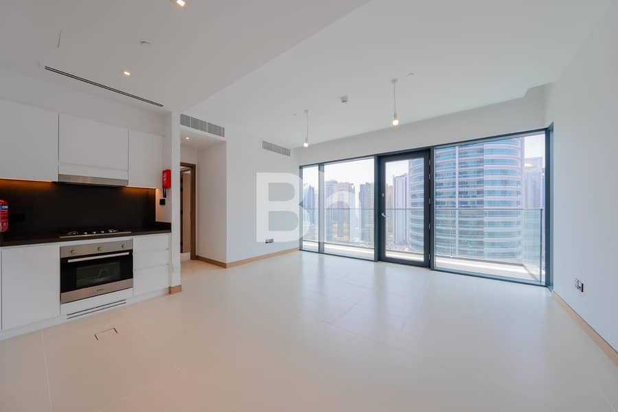 High Floor | Vacant | Large Layout | Balcony High Floor | Vacant | Large Layout | Balcony