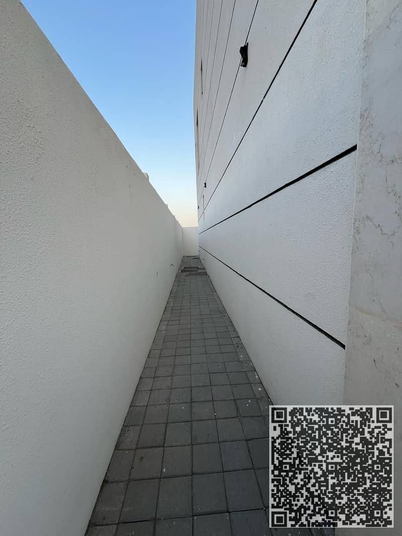 12 WhatsApp Image 2025-04-24 at 6.39. 23 PM. jpeg