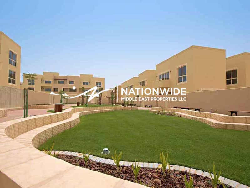 位于哈里发城,高尔夫花园,水仙别墅区 5 卧室的别墅 251000 AED - 11769381 位于哈里发城,高尔夫花园,水仙别墅区 5 卧室的别墅 251000 AED - 11769381