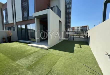 4 Bedroom Townhouse for Rent in Dubailand, Dubai - 1. jpg
