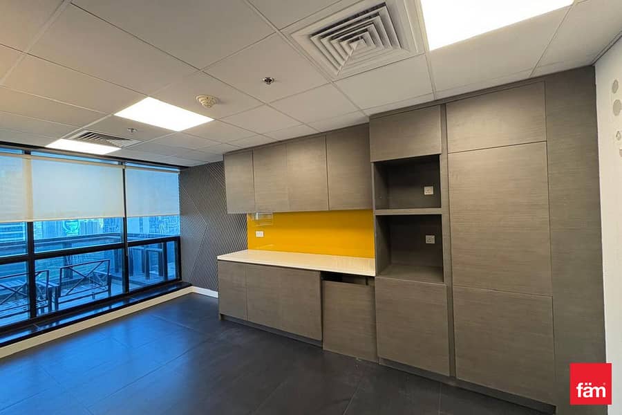 位于朱美拉湖塔 (JLT),JLT Y区,朱美拉商业中心3号 的写字楼 718425 AED - 11769727 位于朱美拉湖塔 (JLT),JLT Y区,朱美拉商业中心3号 的写字楼 718425 AED - 11769727